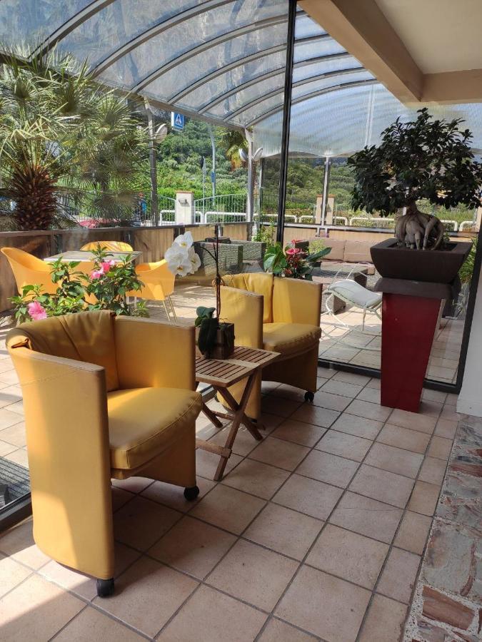 Hotel Angelini Torbole Sul Garda Екстериор снимка
